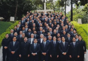 Papa Francisco recibe en El Vaticano a periodistas peruanos