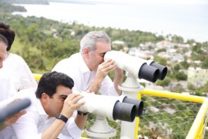 Presidente Luis Abinader y Wellington Arnaud dejan inaugurado acueducto Miches-Zona Turística, provincia El Seibo